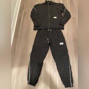 Men’s Vintage PUMA windbreaker/tracksuit — Black — Size M